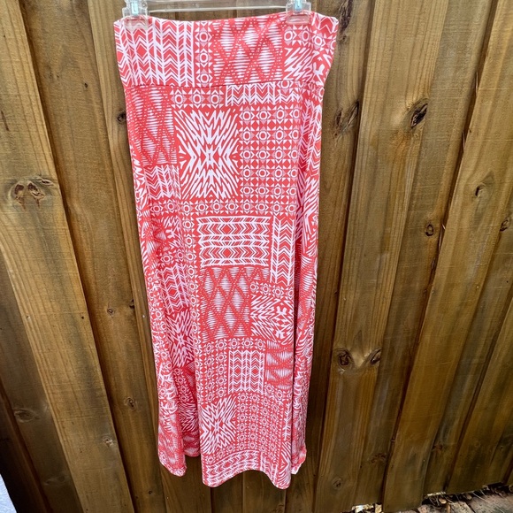 🌟3 for $25🌟 Anticipation Orange and White Geometric Pattern Stretchy Maxi Skirt - Picture 2 of 11